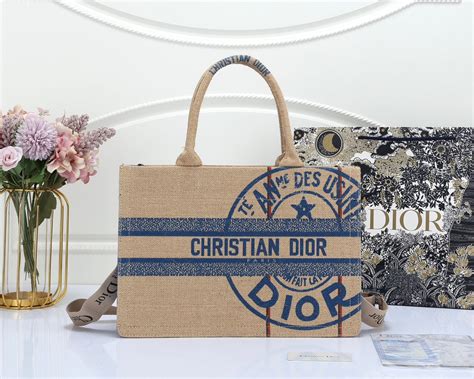 tas dior mini terbaru|harga tas dior.